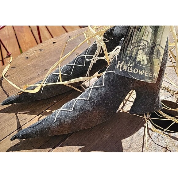 Primitive Folk Art Pair of Witches Boots Shoes hanging decor handmade Holiday - Picture 6 of 9